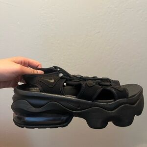 NIKE AIR MAX KOKO SANDALS black